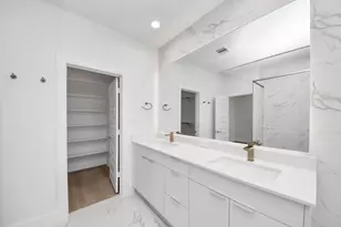 2222 Via Isa Ln, Houston, TX 77051 - Photo 23