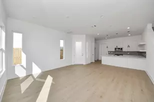 2222 Via Isa Ln, Houston, TX 77051 - Photo 11
