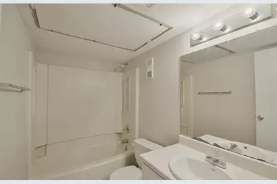 12905 Woodforest Boulevard #607, Houston, TX 77015 - Photo 13