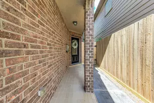 4318 Childress St, Houston, TX 77005 - Photo 3