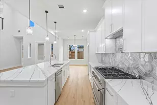 11626 Flintlock Rd, La Porte, TX 77571 - Photo 5