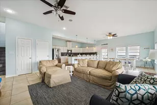 4015 War Chest Ct, Galveston, TX 77554 - Photo 13