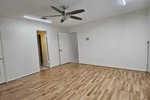 9415 Spellman Rd, Houston, TX 77031 - Photo 15