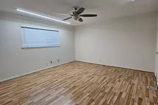 9415 Spellman Rd, Houston, TX 77031 - Photo 19