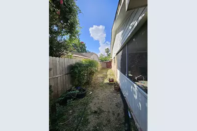 9415 Spellman Road, Houston, TX 77031 - Photo 23