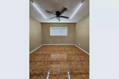 9415 Spellman Road, Houston, TX 77031 - Photo 11
