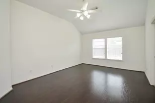 7038 Cornflower Ln, Katy, TX 77494 - Photo 17