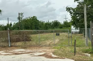 5613 John Martin Rd, Baytown, TX 77521 - Photo 1