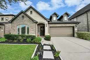 2939 Dawn Haven Ln, Pearland, TX 77584 - Photo 1