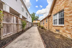 2141 Colquitt St, Houston, TX 77098 - Photo 37
