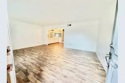 1311 Town Circle #4, Baytown, TX 77520 - Photo 3