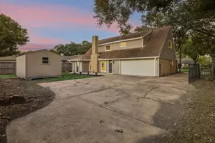 2807 Triway Ln, Houston, TX 77043 - Photo 29