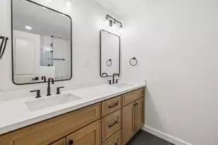 2807 Triway Ln, Houston, TX 77043 - Photo 19