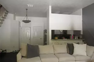 8888 Benning Dr, Houston, TX 77031 - Photo 9