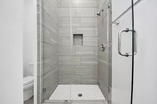 7612 Easter St, Houston, TX 77088 - Photo 15