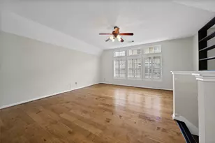 3323 Masters Point Dr, Houston, TX 77091 - Photo 13