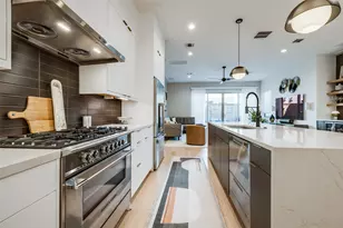 602 W Clay St, Houston, TX 77019 - Photo 17