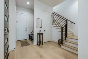 602 W Clay St, Houston, TX 77019 - Photo 3