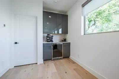 602 W Clay Street, Houston, TX 77019 - Photo 37