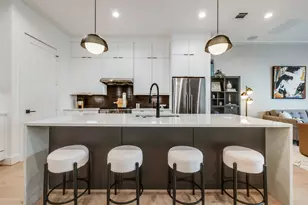 602 W Clay St, Houston, TX 77019 - Photo 9