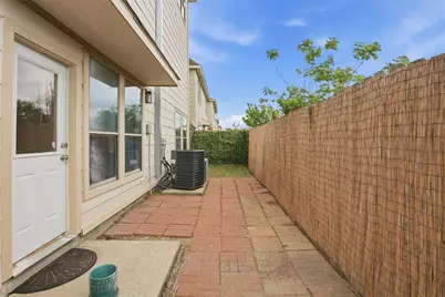 13159 S Bellaire Estates Drive, Houston, TX 77072 - Photo 23