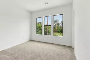 313 Tennessee St, Houston, TX 77029 - Photo 17