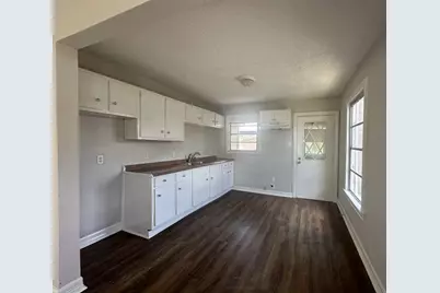 7410 Dallas Street, Houston, TX 77011 - Photo 5