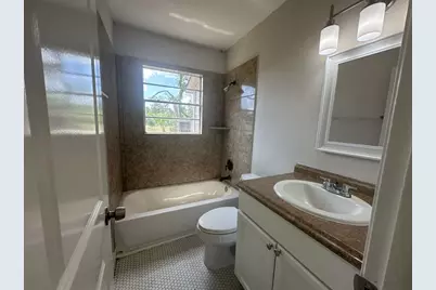7410 Dallas Street, Houston, TX 77011 - Photo 9