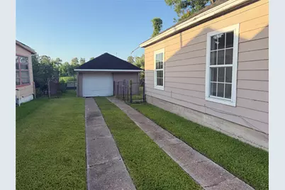 7410 Dallas Street, Houston, TX 77011 - Photo 13