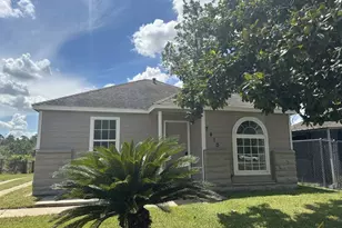 7410 Dallas St, Houston, TX 77011 - Photo 1