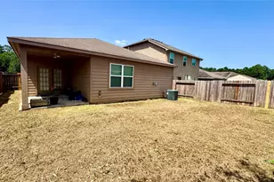 12019 Quartersawn Ln, Pinehurst, TX 77362 - Photo 23