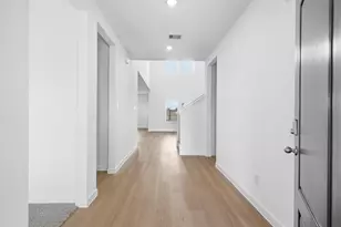 3221 Bolt Rope Dr, Texas City, TX 77539 - Photo 3