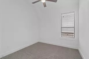 14221 Juniper Breeze Ct, Willis, TX 77318 - Photo 13