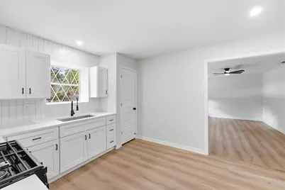 719 Cherry Valley Drive, Houston, TX 77336 - Photo 11