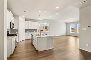 5109 Redbud Vly Dr, Pearland, TX 77584 - Photo 11