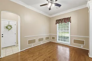 8027 Summer Brook Ct, Sugar Land, TX 77479 - Photo 5