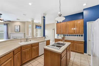 8027 Summer Brook Court, Sugar Land, TX 77479 - Photo 9
