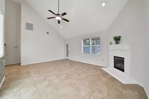 9131 Durango Point Ln, Houston, TX 77070 - Photo 5