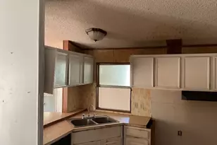 3702 Park St, Damon, TX 77430 - Photo 7