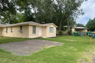 819 E Guadalupe St, La Grange, TX 78945 - Photo 7