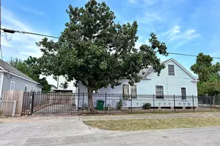 803 Brooks St, Houston, TX 77009 - Photo 3