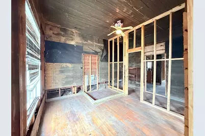 803 Brooks Street, Houston, TX 77009 - Photo 9