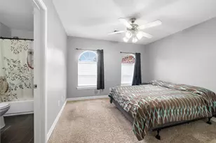 718 S Diamondhead Blvd, Crosby, TX 77532 - Photo 27
