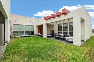 701 Sycamore Ave, Mission, TX 78572 - Photo 13