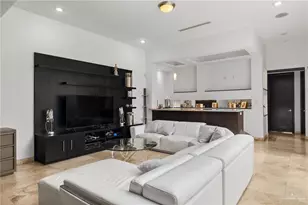 701 Sycamore Ave, Mission, TX 78572 - Photo 5