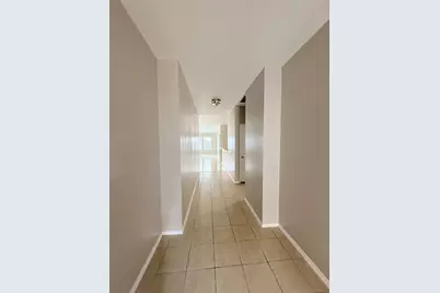 12818 Magenta Oaks Drive, Houston, TX 77072 - Photo 9