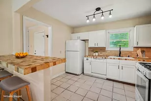 126 Bonita Ave, Galveston, TX 77550 - Photo 13