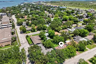 126 Bonita Ave, Galveston, TX 77550 - Photo 3