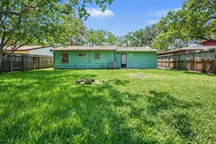 126 Bonita Ave, Galveston, TX 77550 - Photo 29