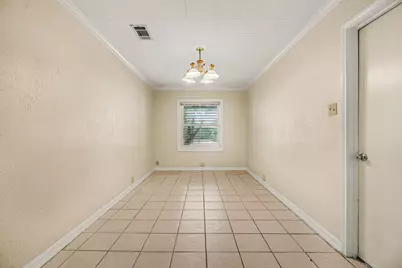 126 Bonita Avenue, Galveston, TX 77550 - Photo 17